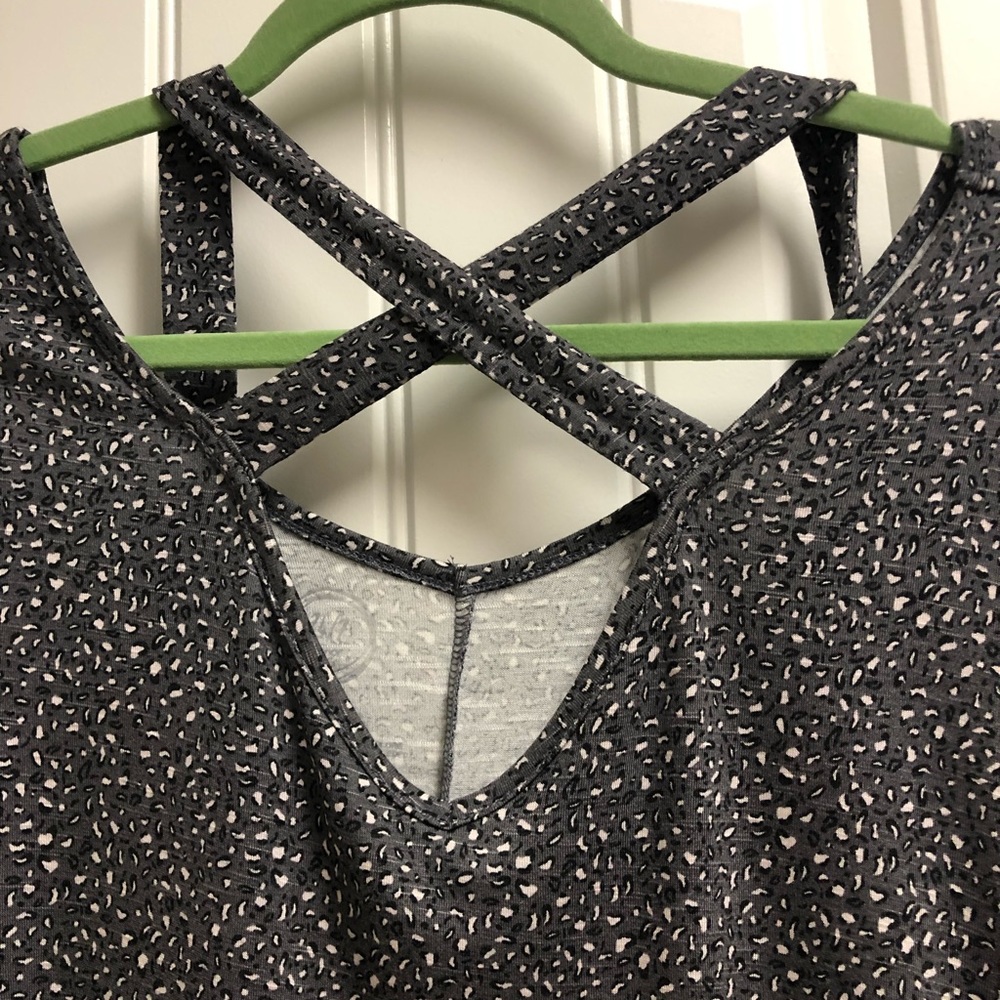 Shirt - Picture 2 of 4